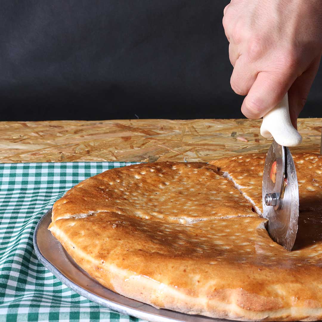Pizza Estofada tradicional triple queso