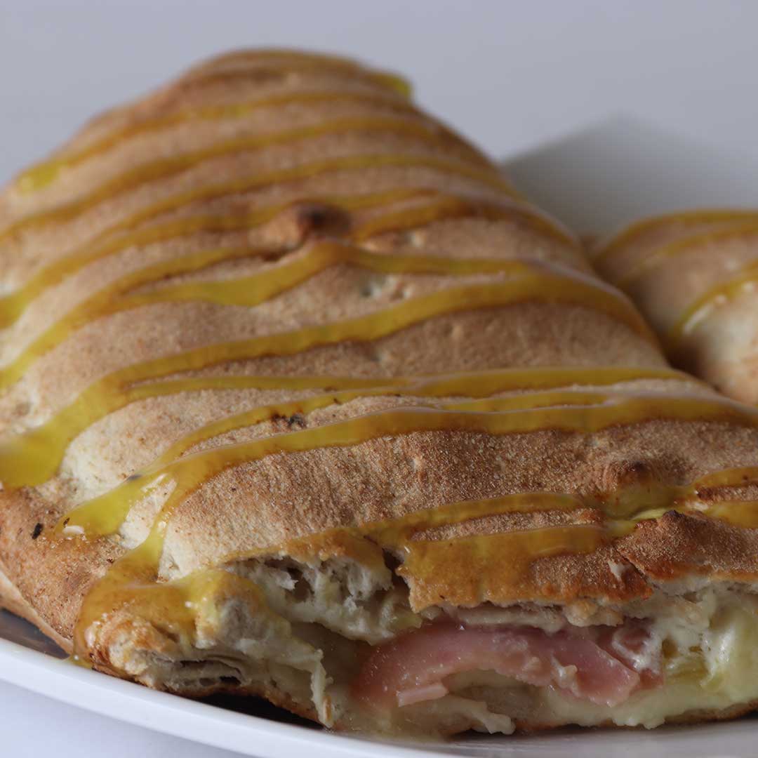 Calzoni HAWAIANO
